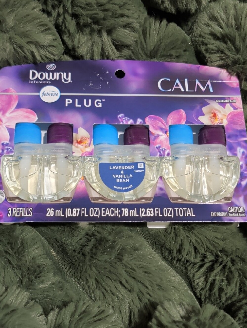 Febreeze Plug Ins - Picture 2 of 4